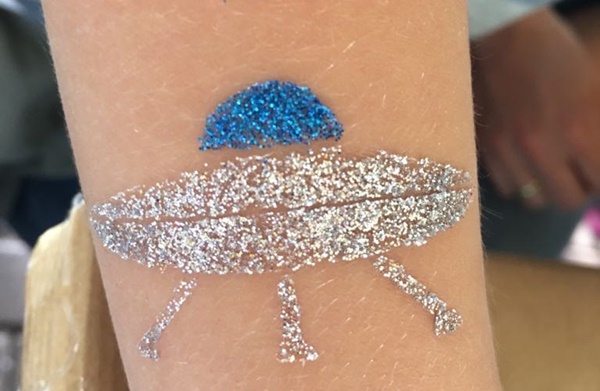 Glitzertattoo Ufo